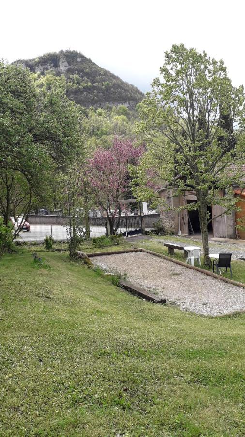 Bed and Breakfast Les Tremieres Saint-Paul-des-Fonts Exterior foto